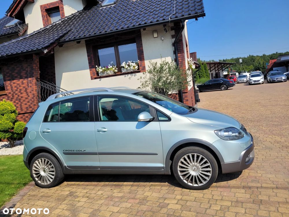 Volkswagen Golf Plus 2.0 TDI Cross - 5