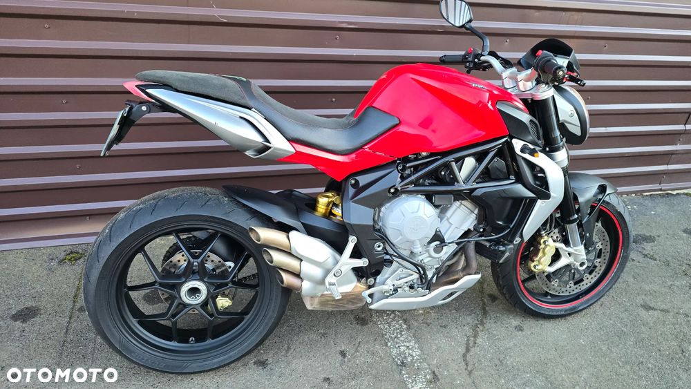 MV AGUSTA Brutale - 12