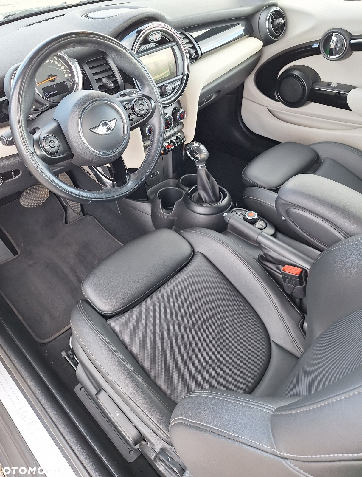 MINI Cooper - 25