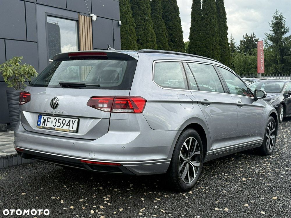 Volkswagen Passat - 10
