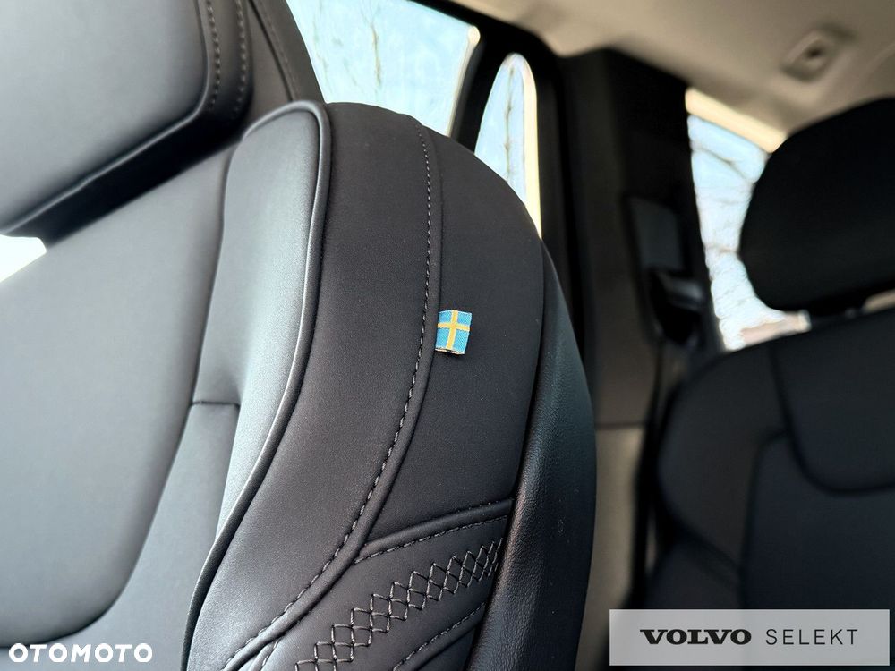 Volvo XC 90 - 37