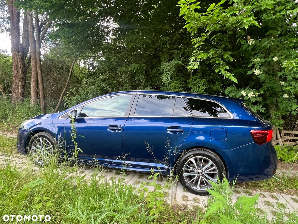 Toyota Avensis 2.0 D-4D Prestige - 20