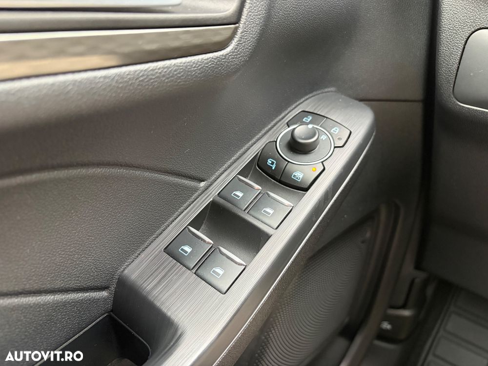 Ford Kuga 2.5 Duratec FHEV AWD Trend - 18