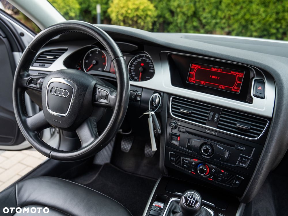 Audi A4 Limousine 2.0 TDI e DPF - 28