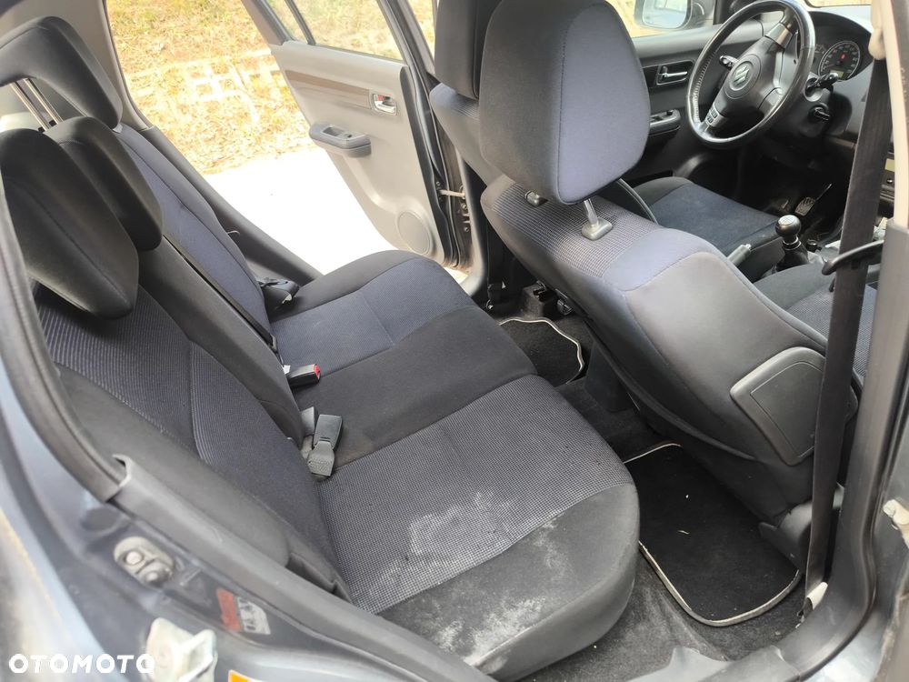 Suzuki Swift - 10