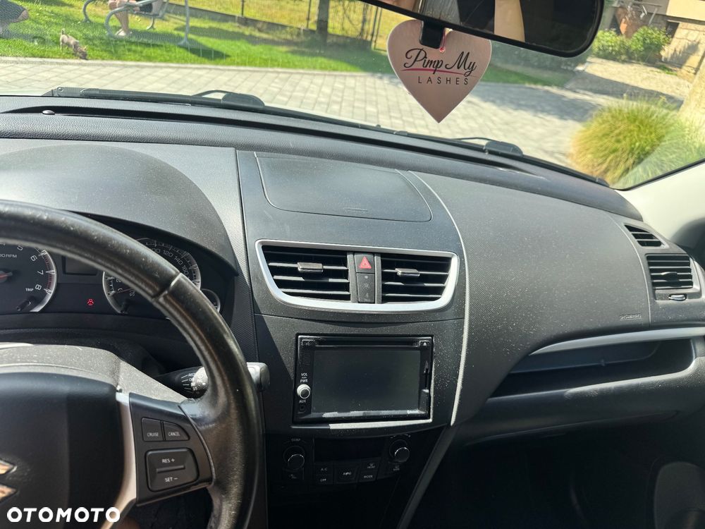 Suzuki Swift 1.2 Premium - 15