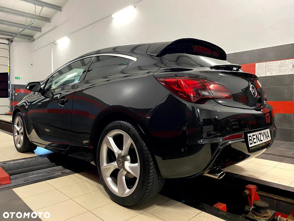 Opel Astra 1.6 Turbo Edition - 7