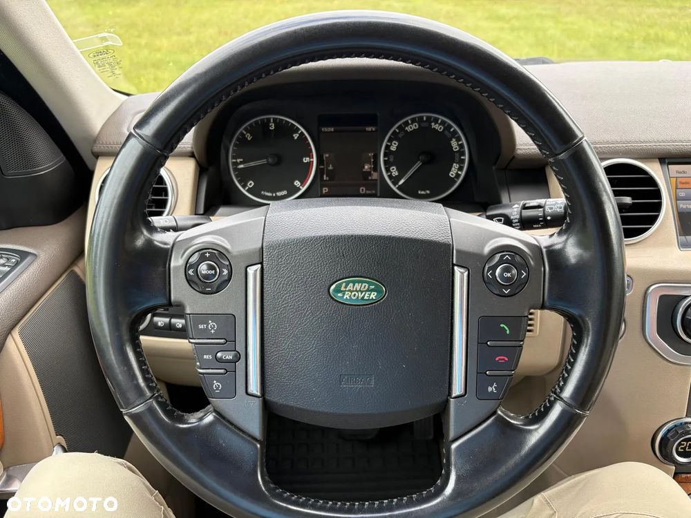 Land Rover Discovery IV 2.7D V6 HSE - 12