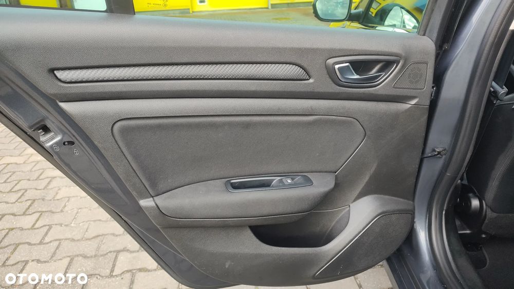 Renault Megane 1.5 Blue dCi Intens - 30