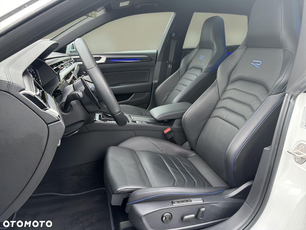 Volkswagen Arteon 2.0 TSI 4Motion R DSG - 11