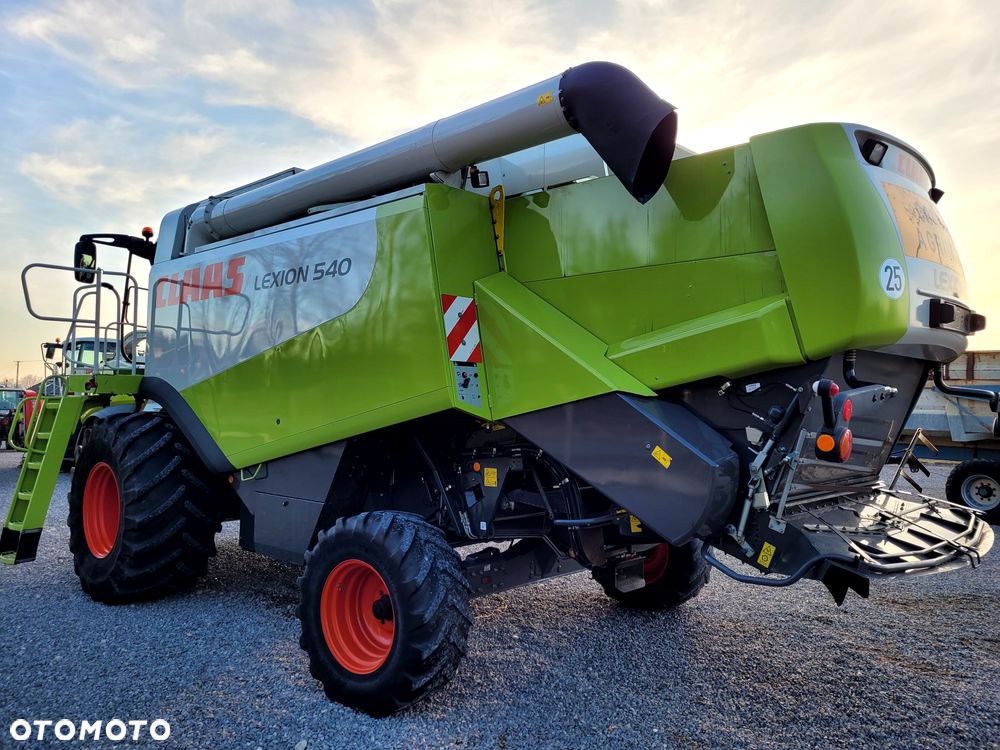 Claas LEXION 540 heder Vario V660 - 8