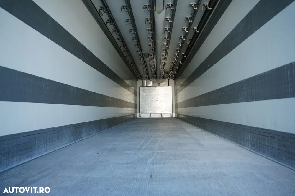Schmitz Cargobull / REFRIGERAT / CU CÂRLIG / THERMO KING SLXI 400 / TRANSPALET / AXĂ DE RIDICARE / - 15