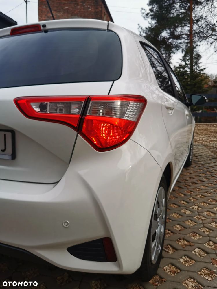 Toyota Yaris 1.5 Active - 10