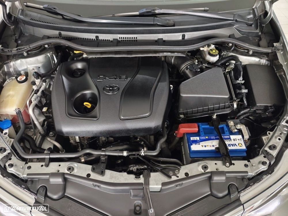 Toyota Auris Touring Sports 1.4 D-4D Comfort+Pack Sport - 27