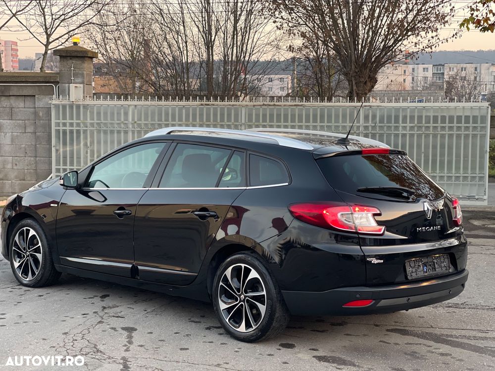 Renault Megane ENERGY dCi 130 Start & Stop Bose Edition - 4