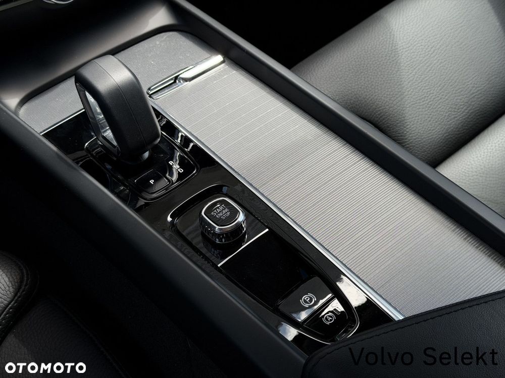 Volvo V60 Cross Country - 24