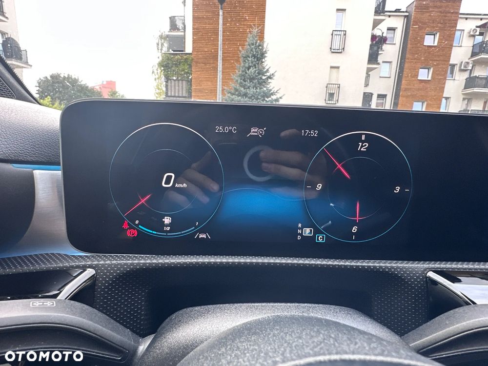 Mercedes-Benz Klasa A 250 AMG Line 7G-DCT - 16