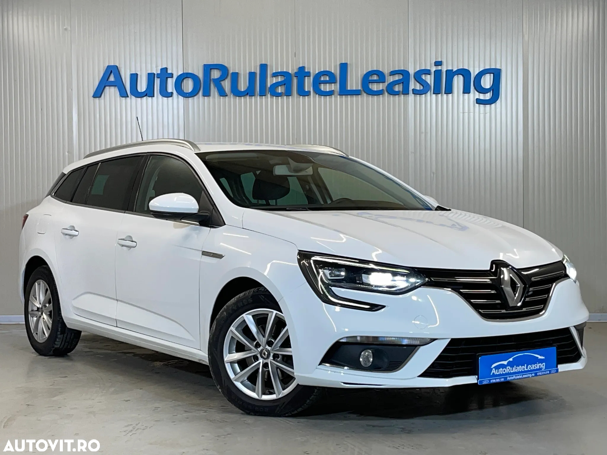 Renault Megane Estate Blue dCI EDC Intens - 2