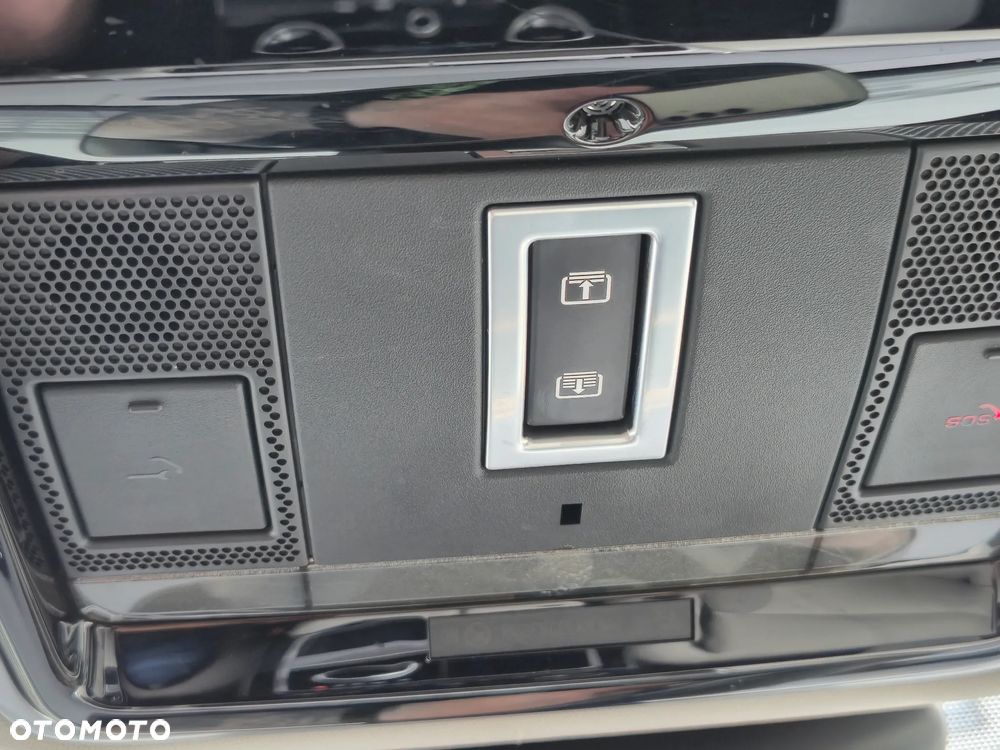 Land Rover Range Rover Velar 2.0 P250 S - 32