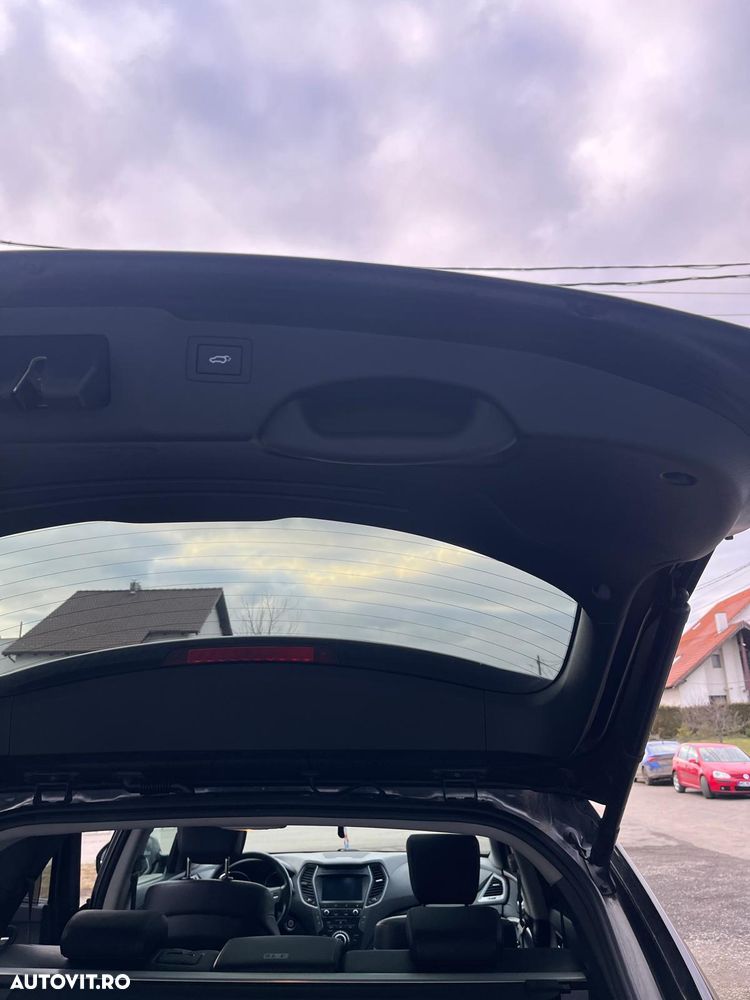 Hyundai Santa Fe - 11