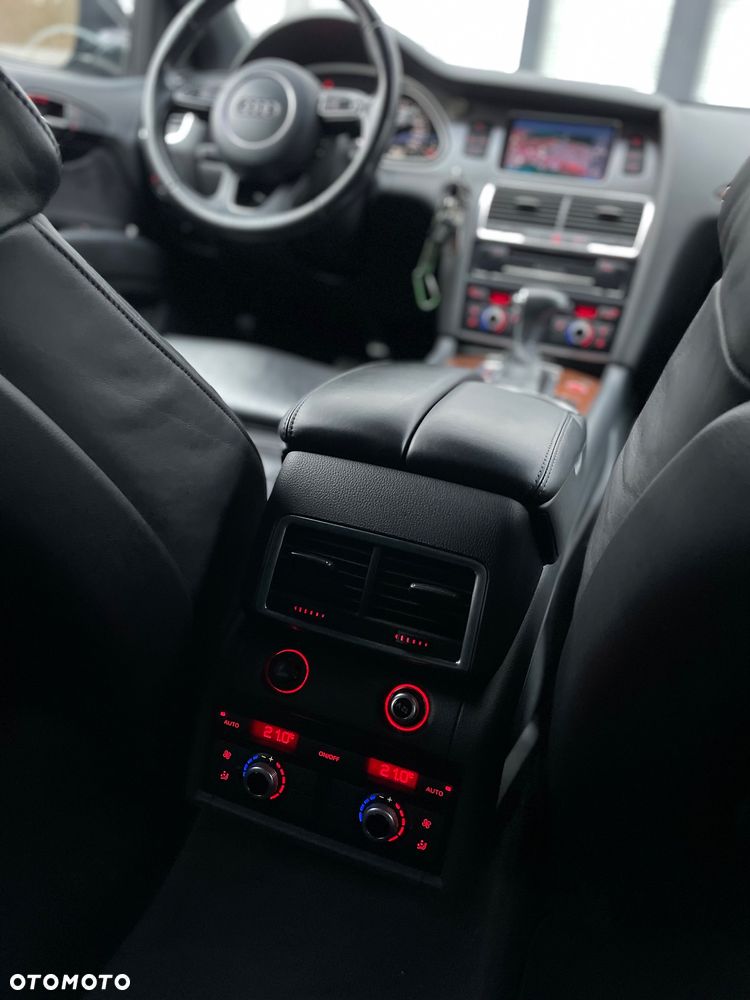 Audi Q7 3.0 TDI DPF clean diesel Quattro Tiptronic - 16