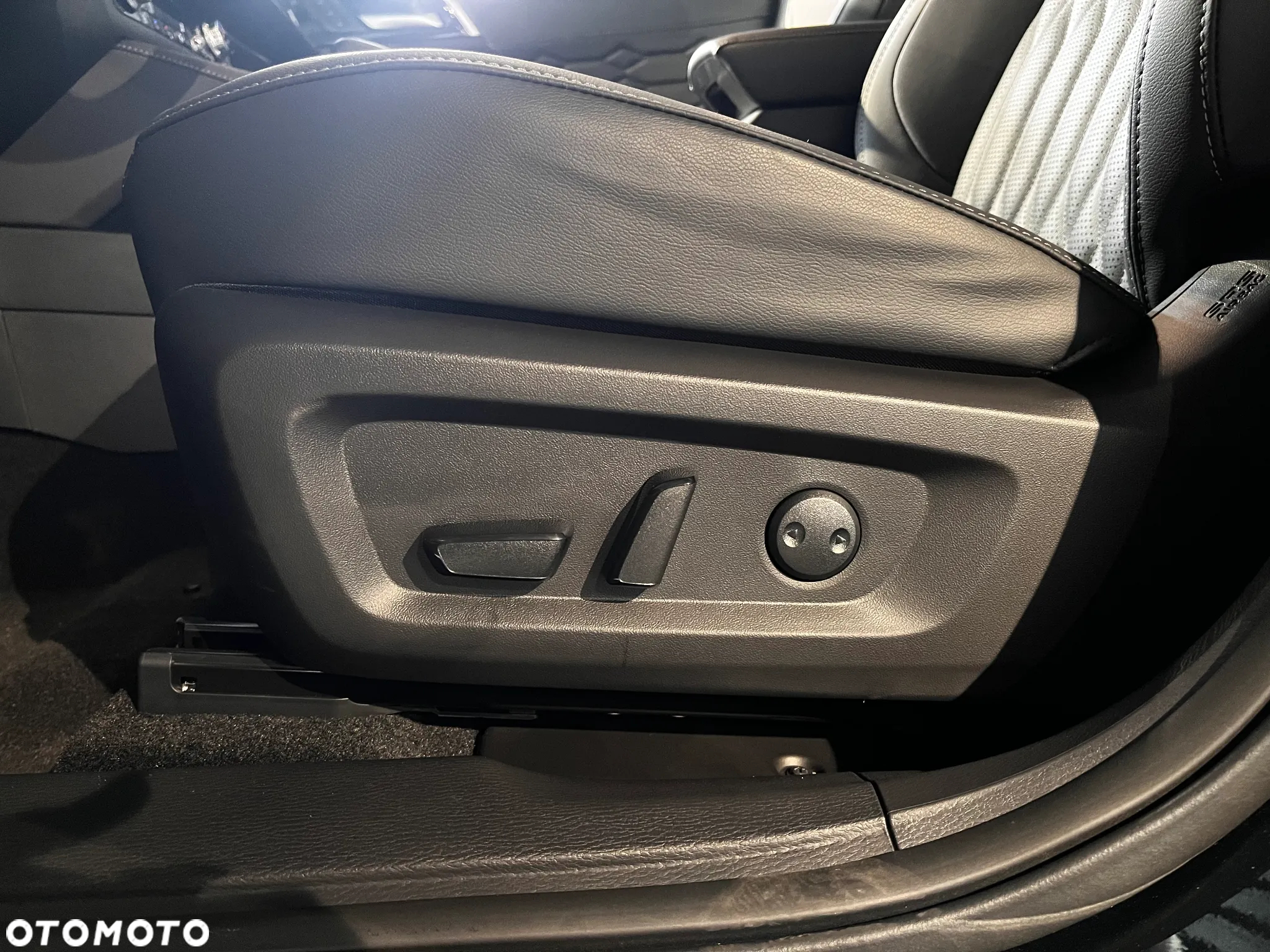 Mitsubishi Outlander PHEV Instyle - 19