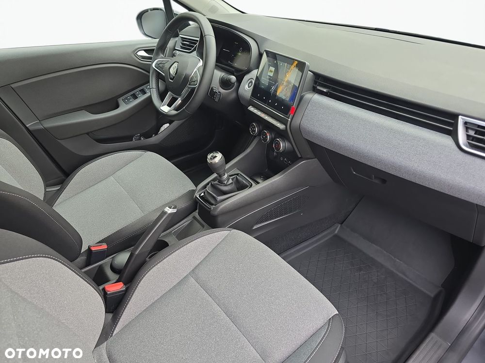 Renault Clio 1.0 TCe Evolution - 27