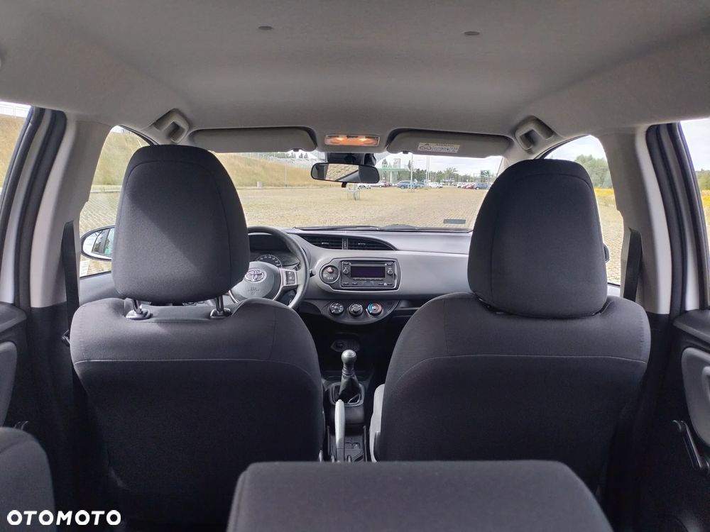 Toyota Yaris - 30