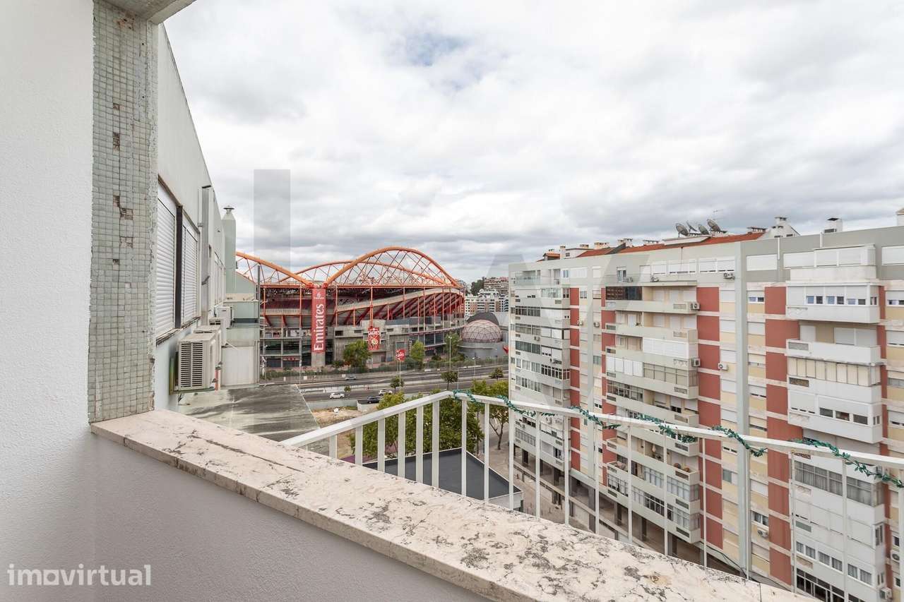 Apartamento de 4 assoalhadas para arrendar em Benfica - Grande imagem: 5/54