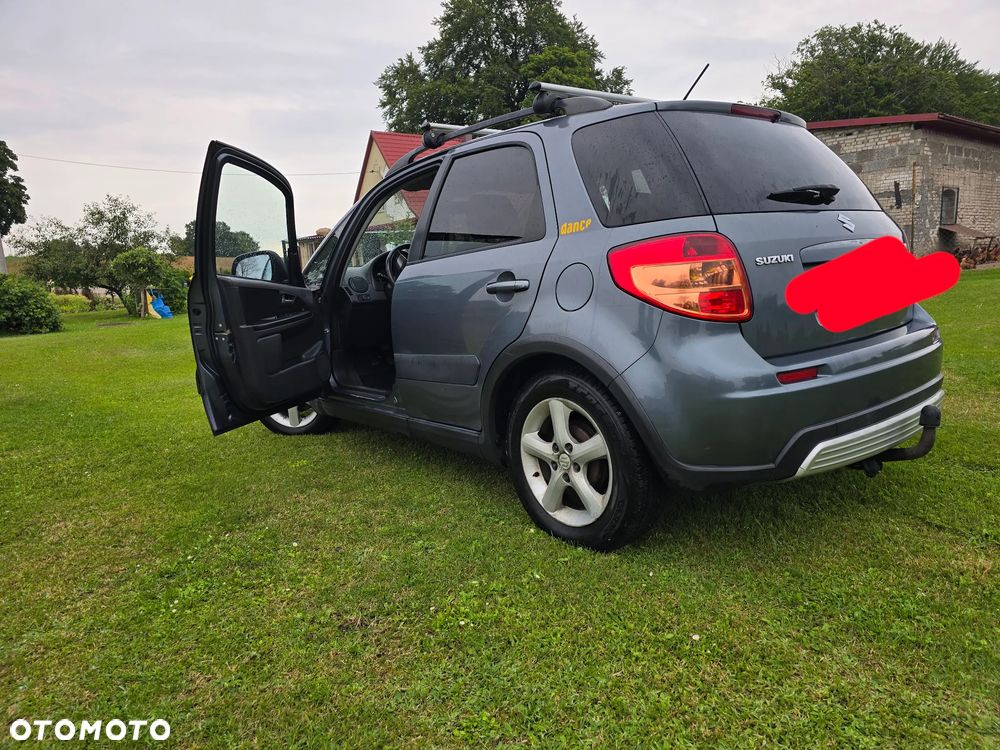 Suzuki SX4 1.6 GS / Premium - 1