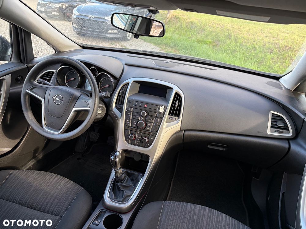 Opel Astra - 9