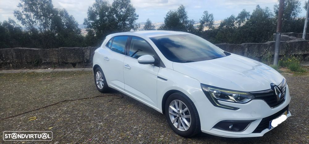 Renault Mégane 1.5 dCi Zen - 4