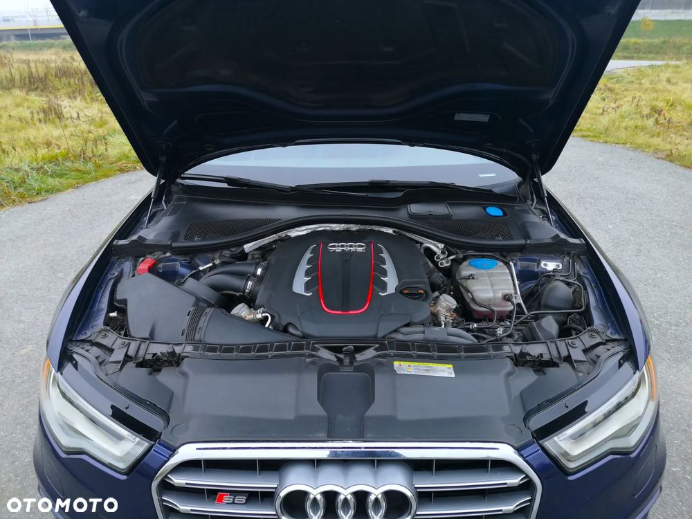 Audi S6 Limousine - 13