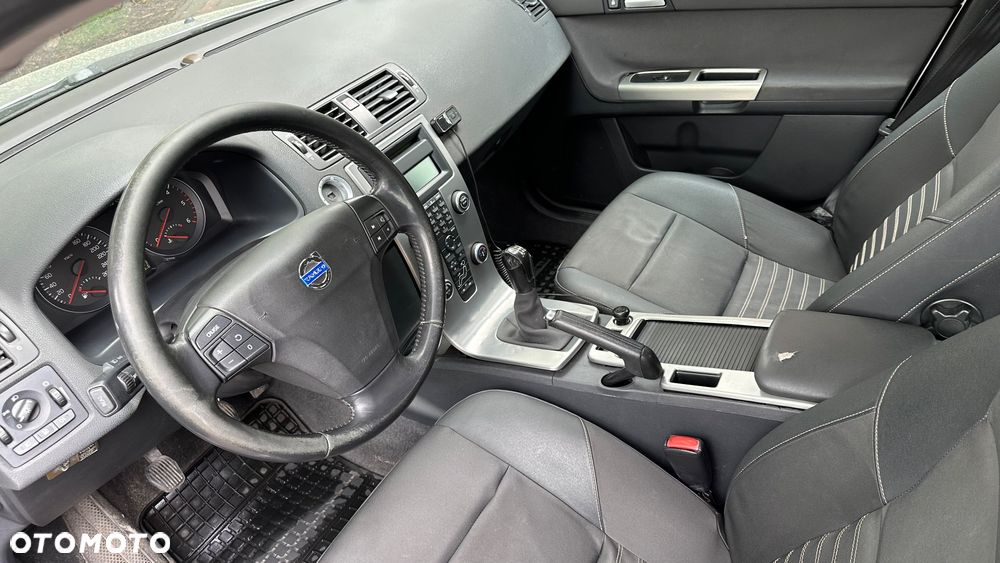 Volvo V50 - 11