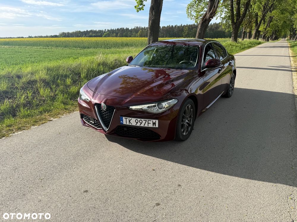 Alfa Romeo Giulia 2.0 Turbo 16V AT8-Q4 Ti - 1