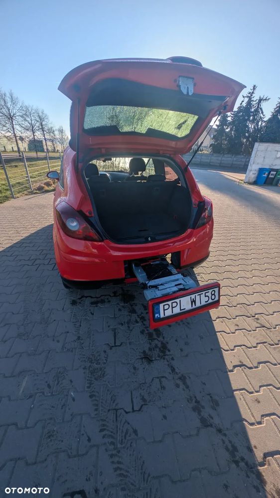 Opel Corsa 1.4 16V Color Edition - 3