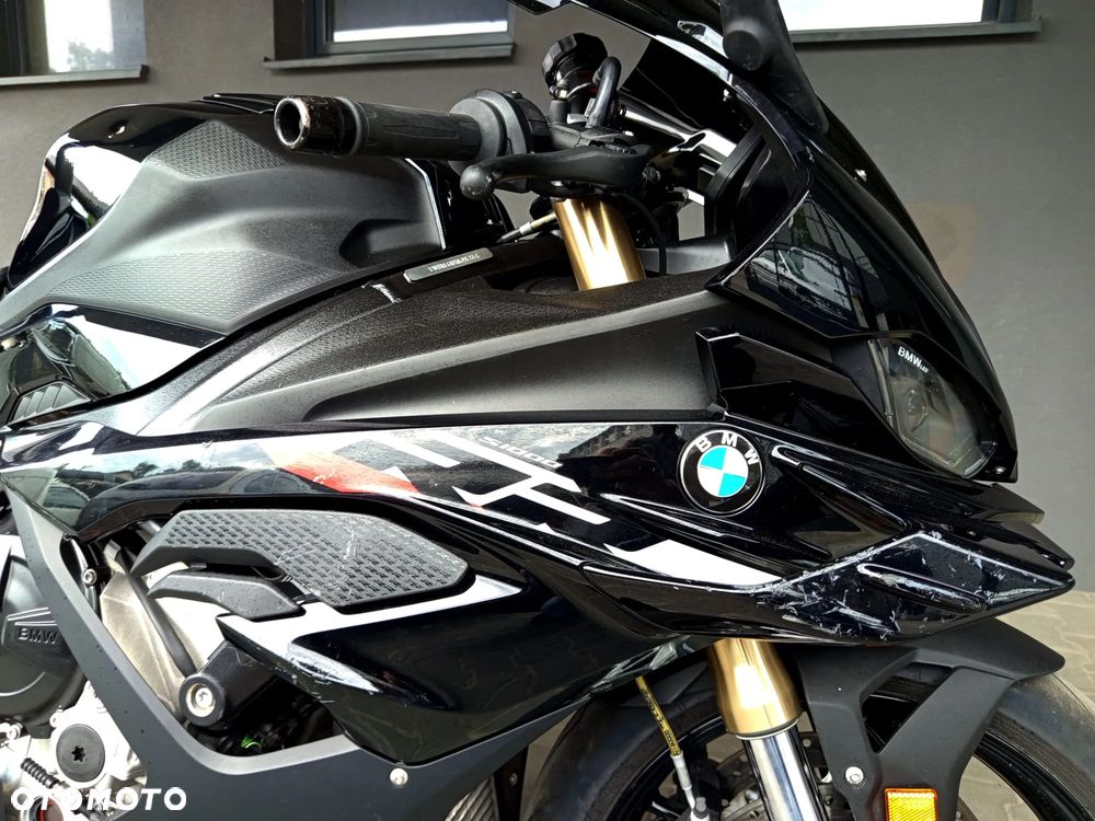 BMW S - 15