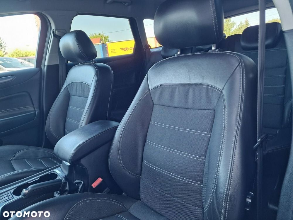 Ford Mondeo - 17