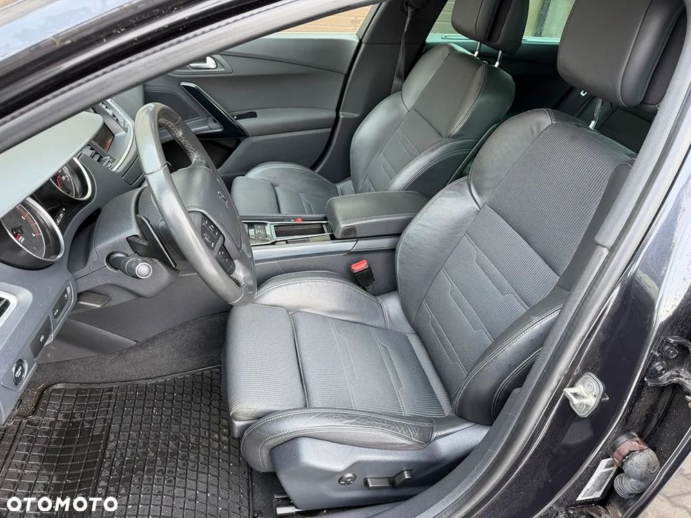 Peugeot 508 BlueHDi FAP 180 Automatik Stop&Start Allure - 19