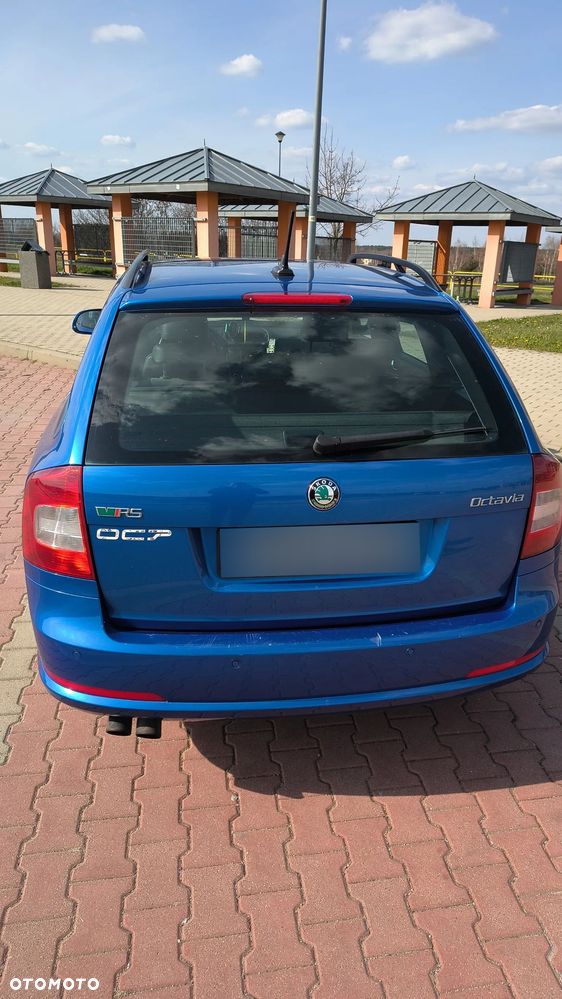 Skoda Octavia 2.0 TDI CR DPF RS - 13