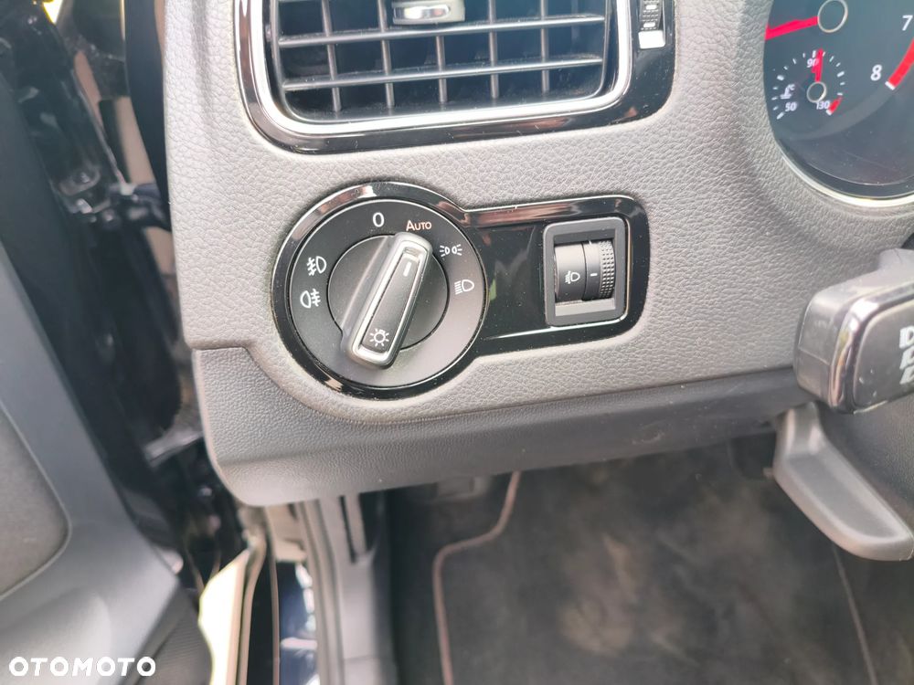 Volkswagen Polo 1.0 SOUND - 21