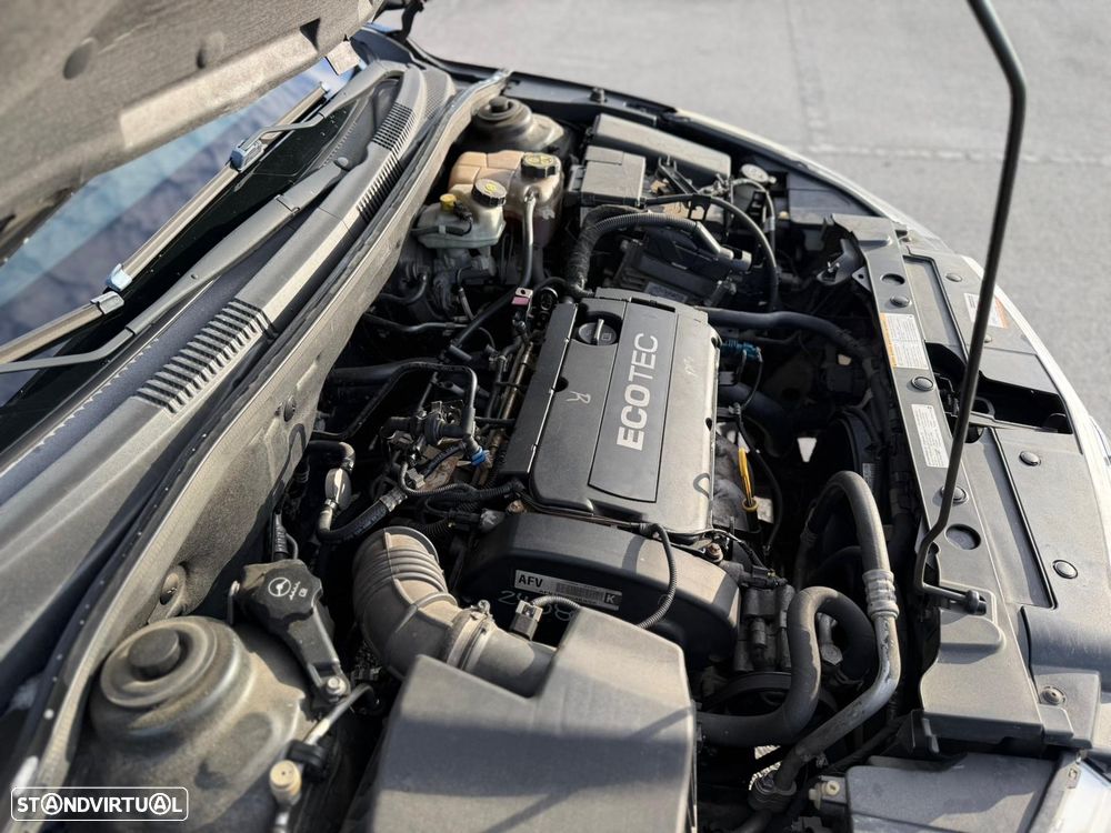 Chevrolet Cruze 1.6 LS - 15