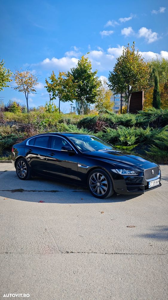 Jaguar XE