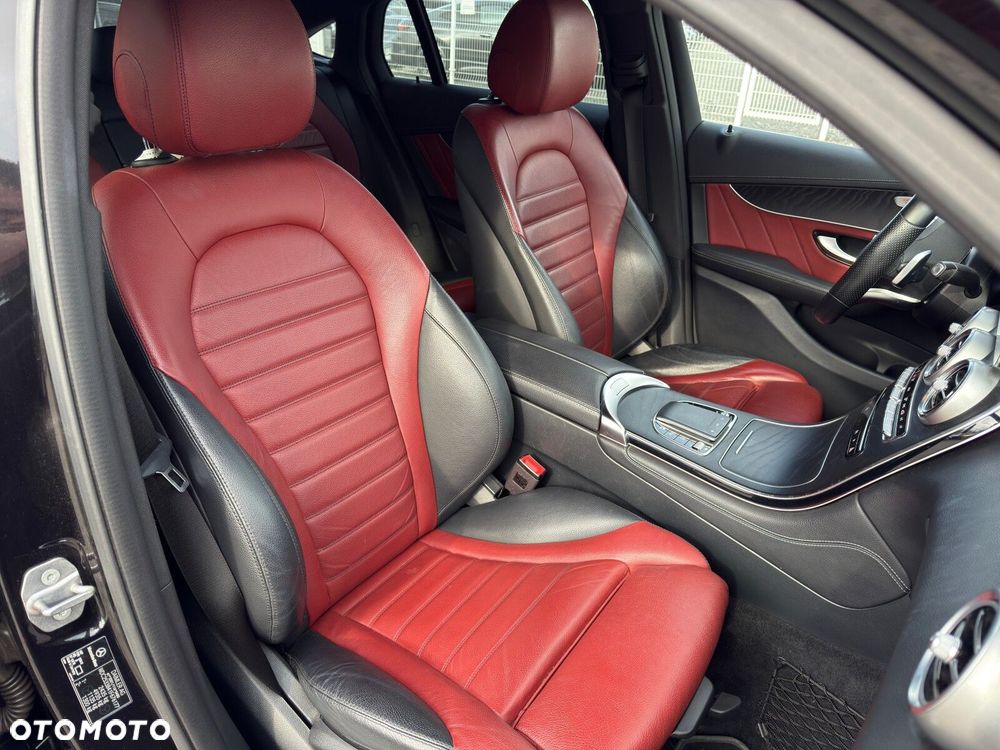 Mercedes-Benz GLC 300 4-Matic - 23