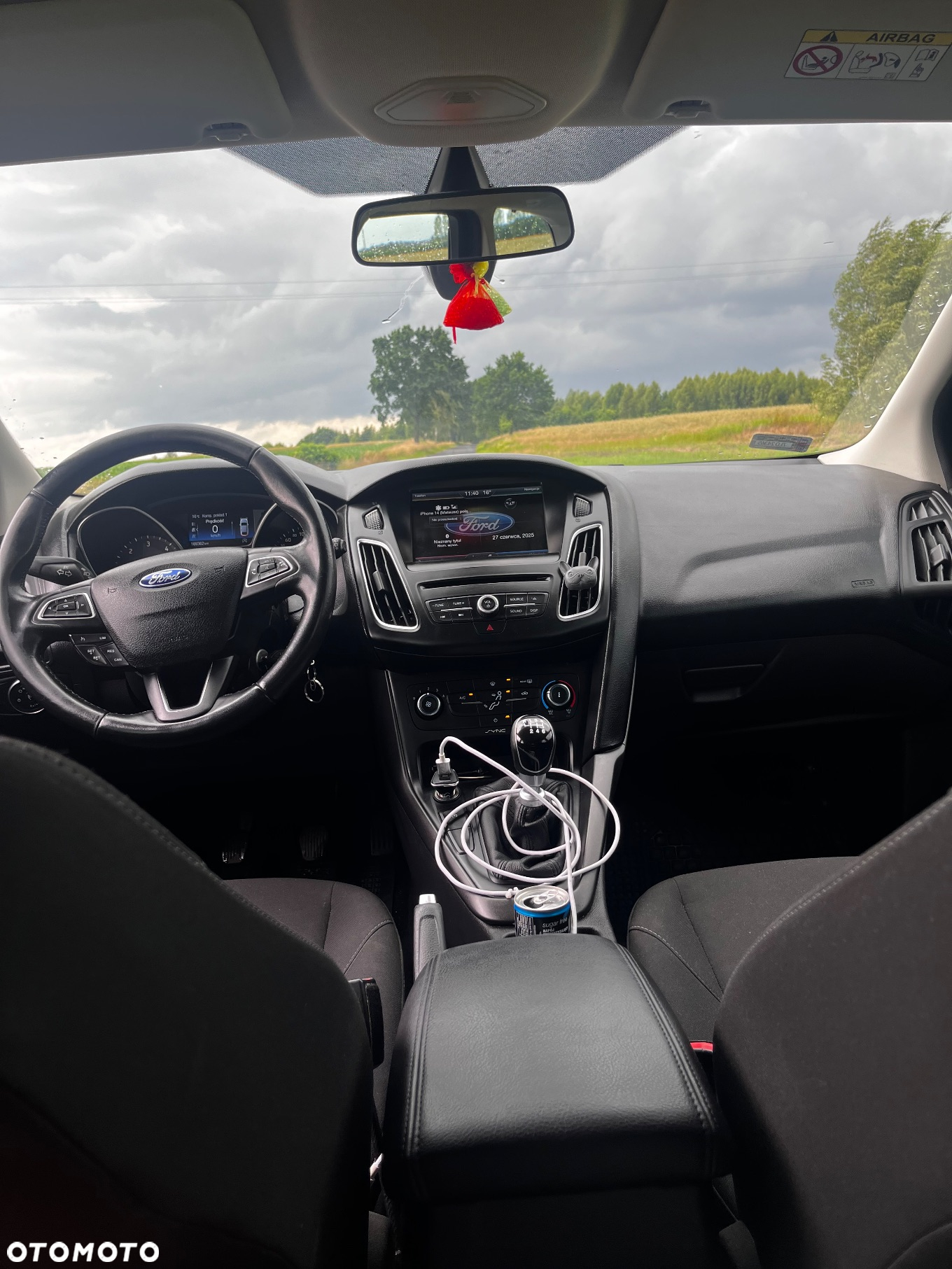 Ford Focus Turnier 1.5 EcoBlue Start-Stopp-System TITANIUM - 4