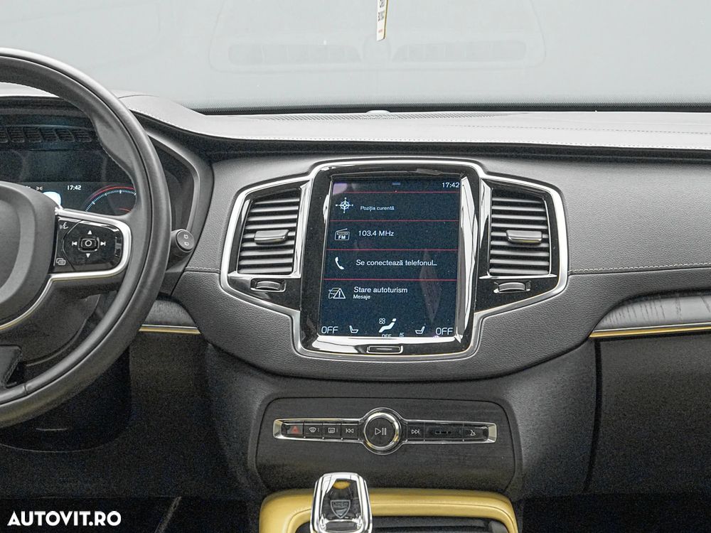 Volvo XC 90 B5 D AWD Ultimate Bright - 20