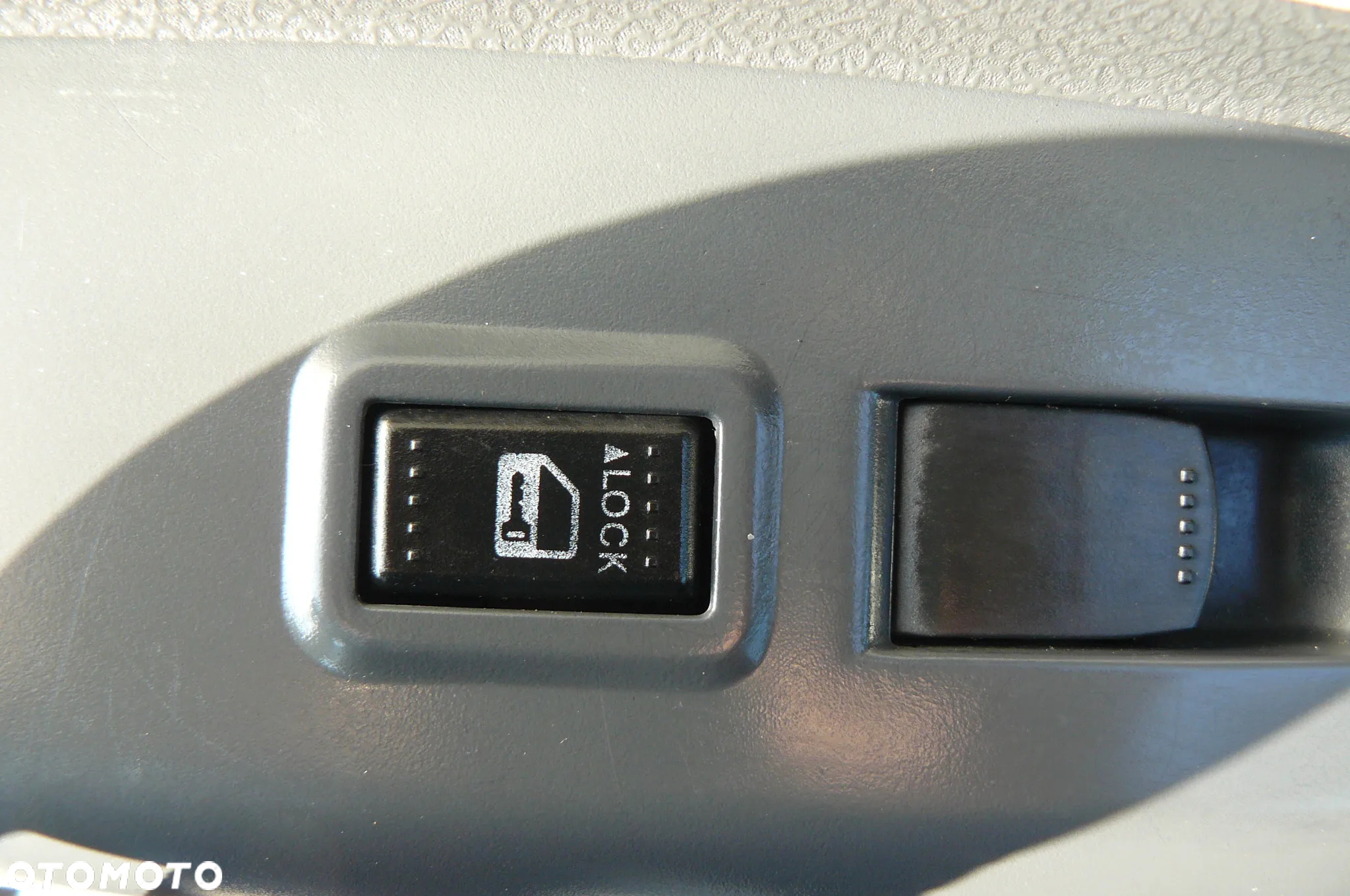 Nissan Pixo - 20