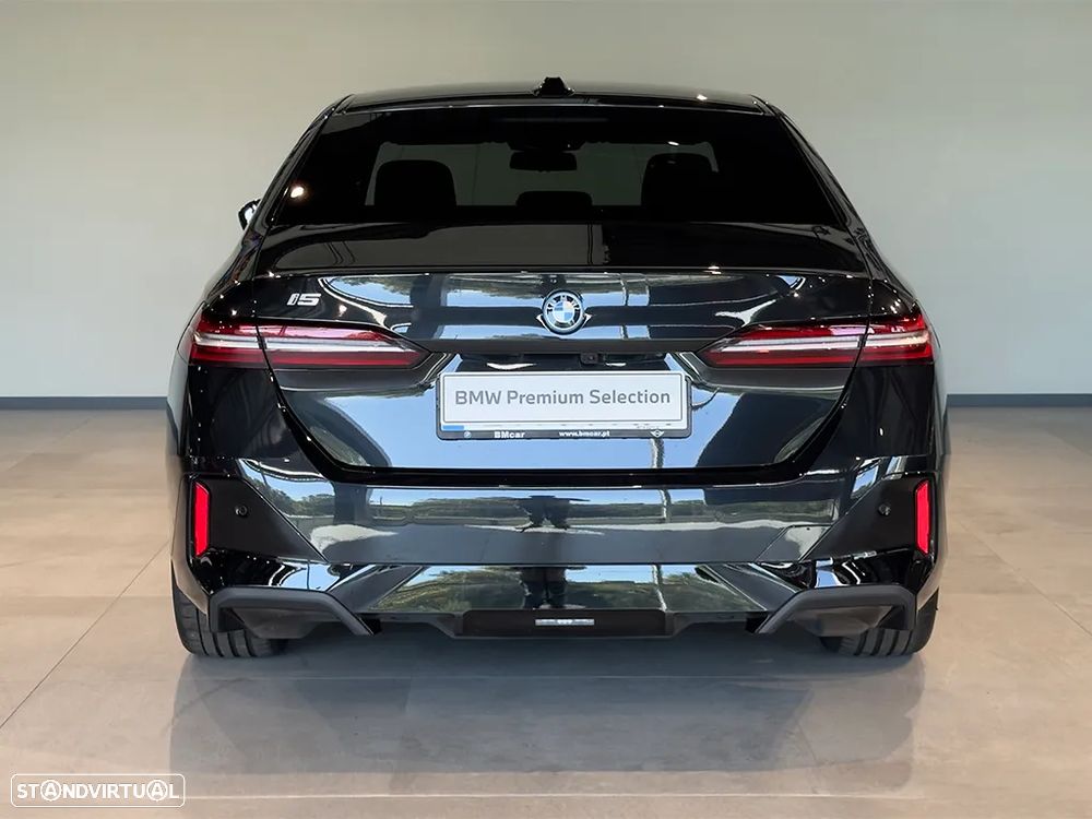 BMW i5 eDrive40 Pack Desportivo M - 5
