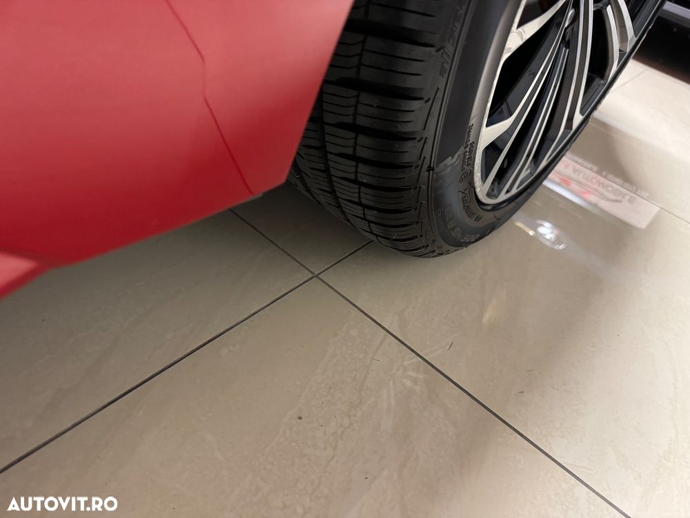 Toyota Corolla 1.8 Hybrid Team Deutschland - 37