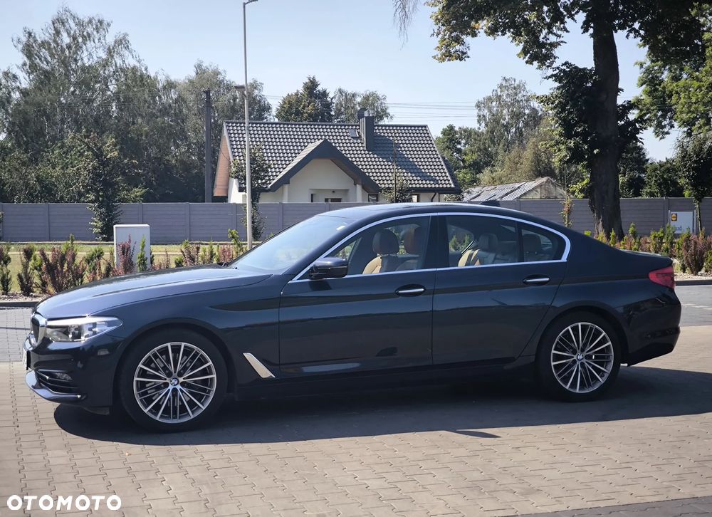 BMW Seria 5 530i Sport Line - 1